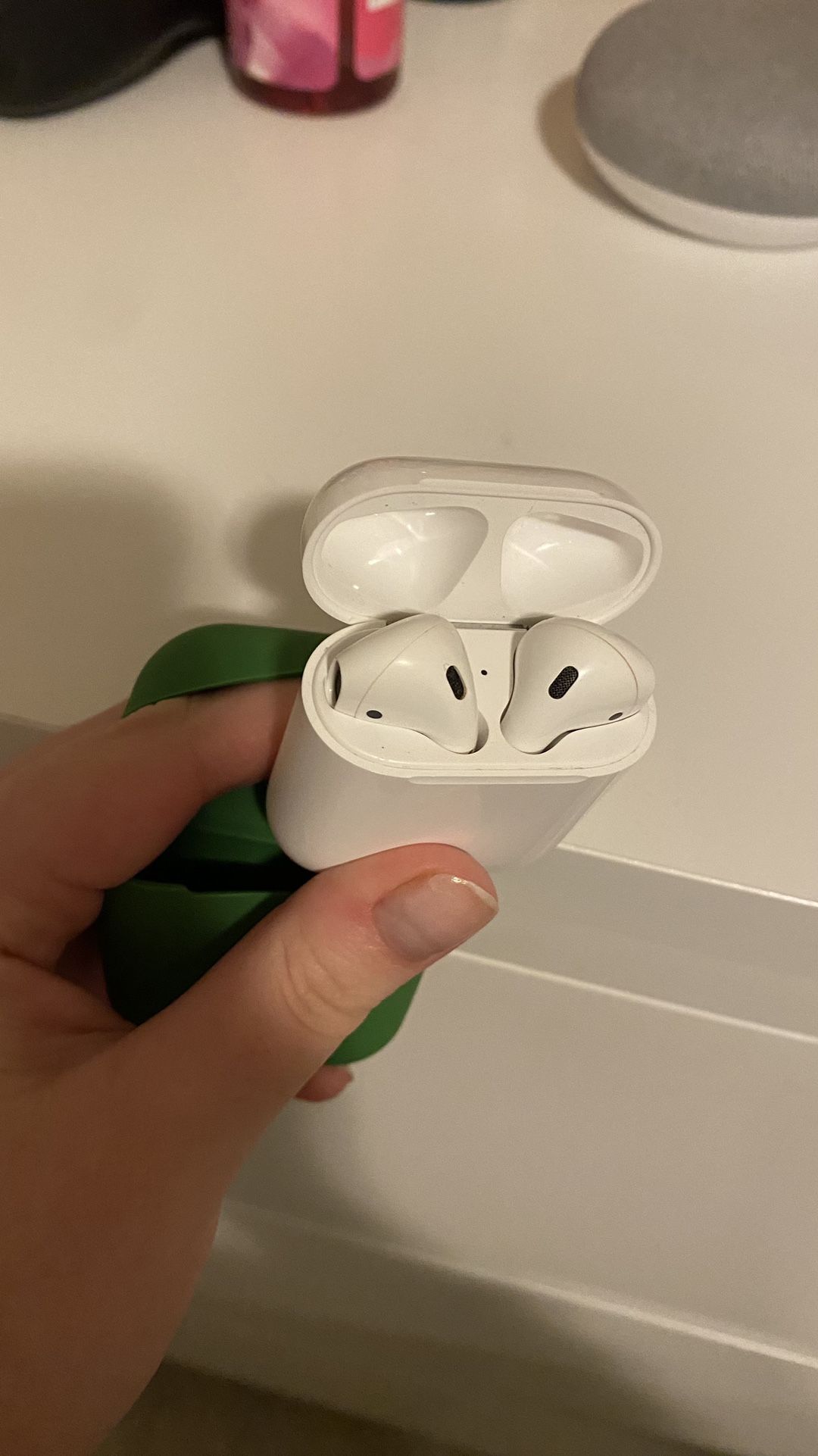 AirPods 2nd gen, Left Pod Audio Broken