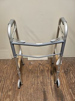 Walker (New)