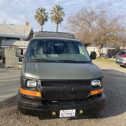 07 GMC Savana Camper van 