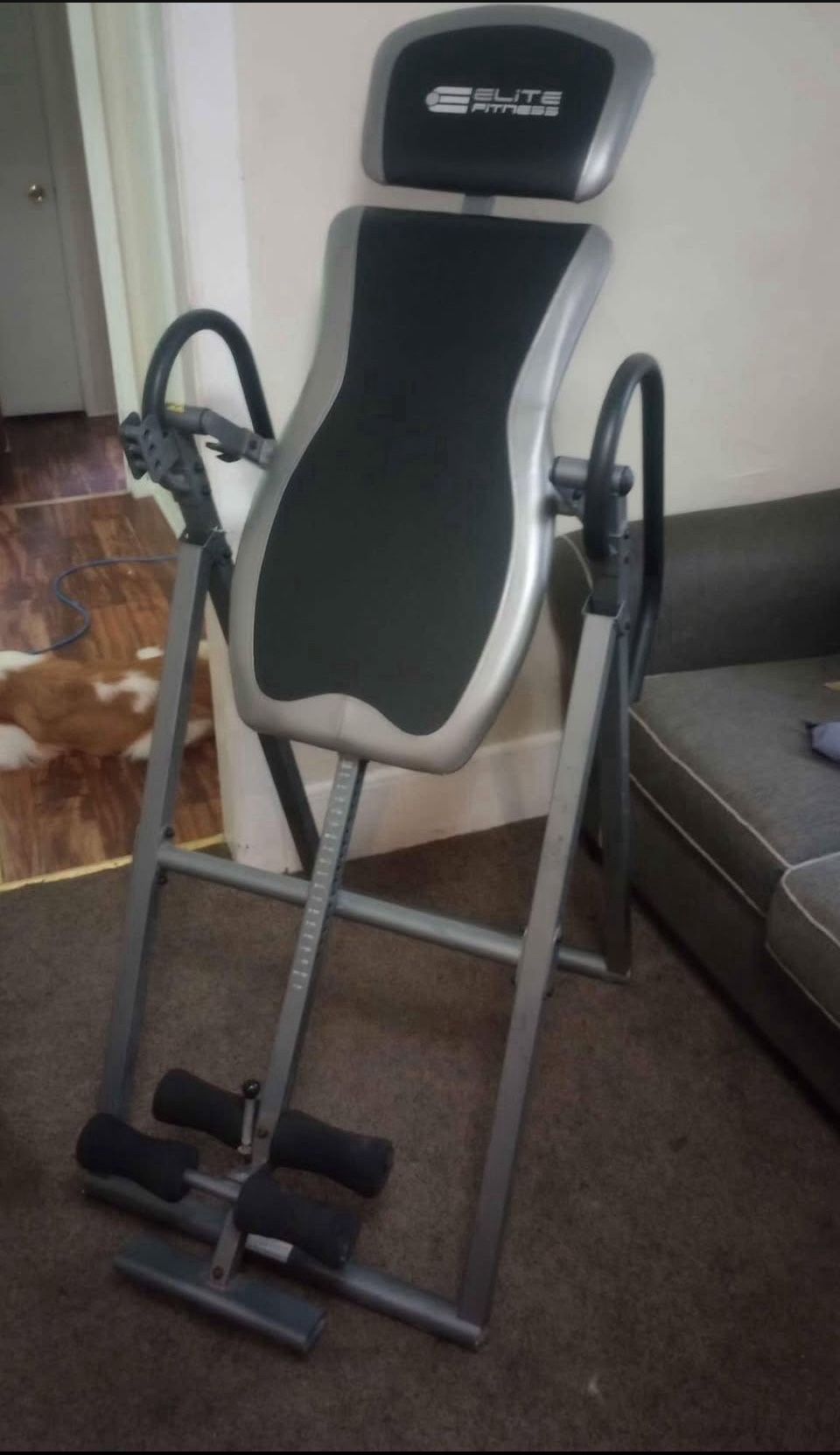 Elite Fitness Inversion table
