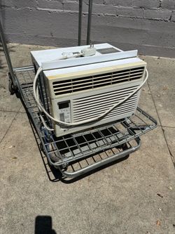 Window air-conditioning unit LG 6000 BTU