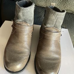 Earth Origin Leather ankle boots