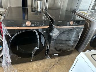 SAMSUNG WASHER AND DRYER