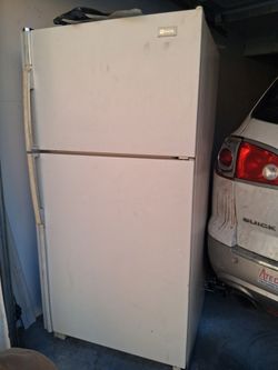 Good Working Refrigerator