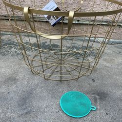 Large Wire Basket $16 Each Canasta De Alambre Grande 