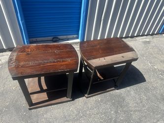 2 Tables