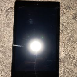 Amazon Tablet Fire HD 8 W/ Case