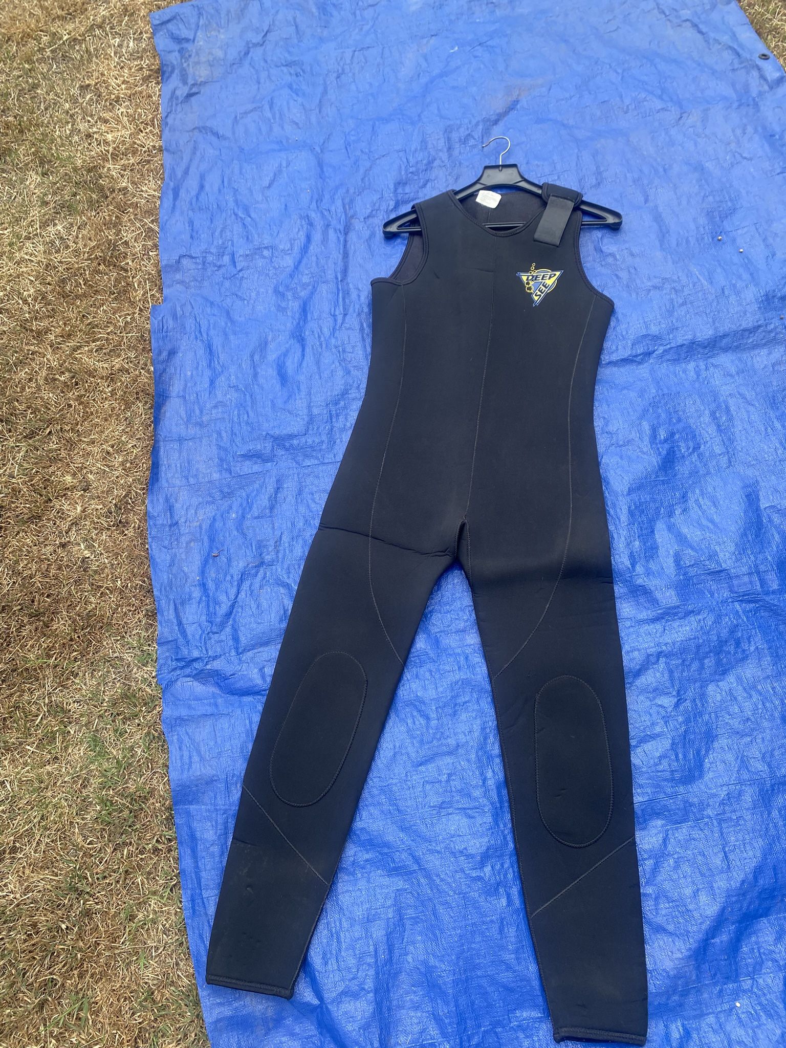 Deep See Men’s Sleeveless Dive Wetsuit