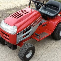  🚜 Lawn Chief Lawn Tractor with 42in Deck