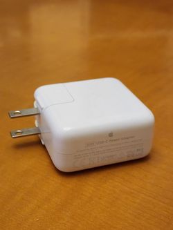 Apple 30W USB-C Power Adapter