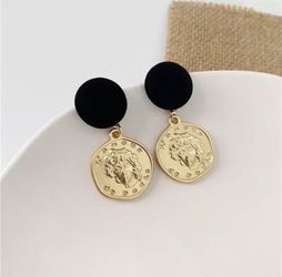 Brand New coin vintage earrings 