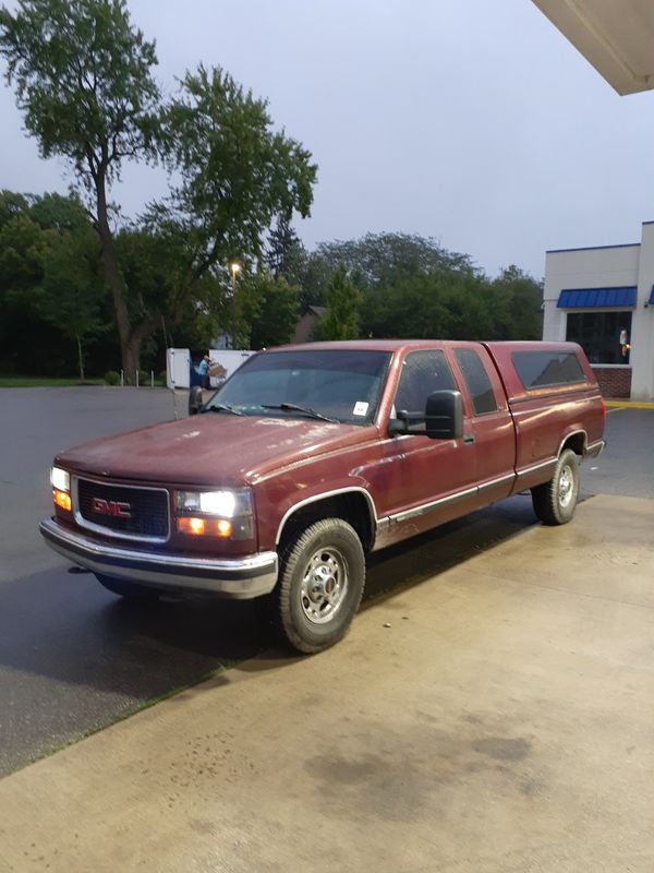 1997 GMC 2500 ext cab long bed for Sale in Fort Wayne, IN OfferUp