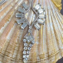 Vintage Sterling Silver Rhinestone Emerald Cut 1950s 18” Foxtail link necklace with Fish hook clasp.