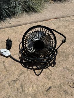 Metal Desk Fan