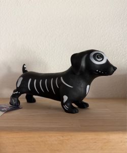 Toymendous skeleton dog