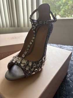 Badgley Mischka Jewel Heels size 8