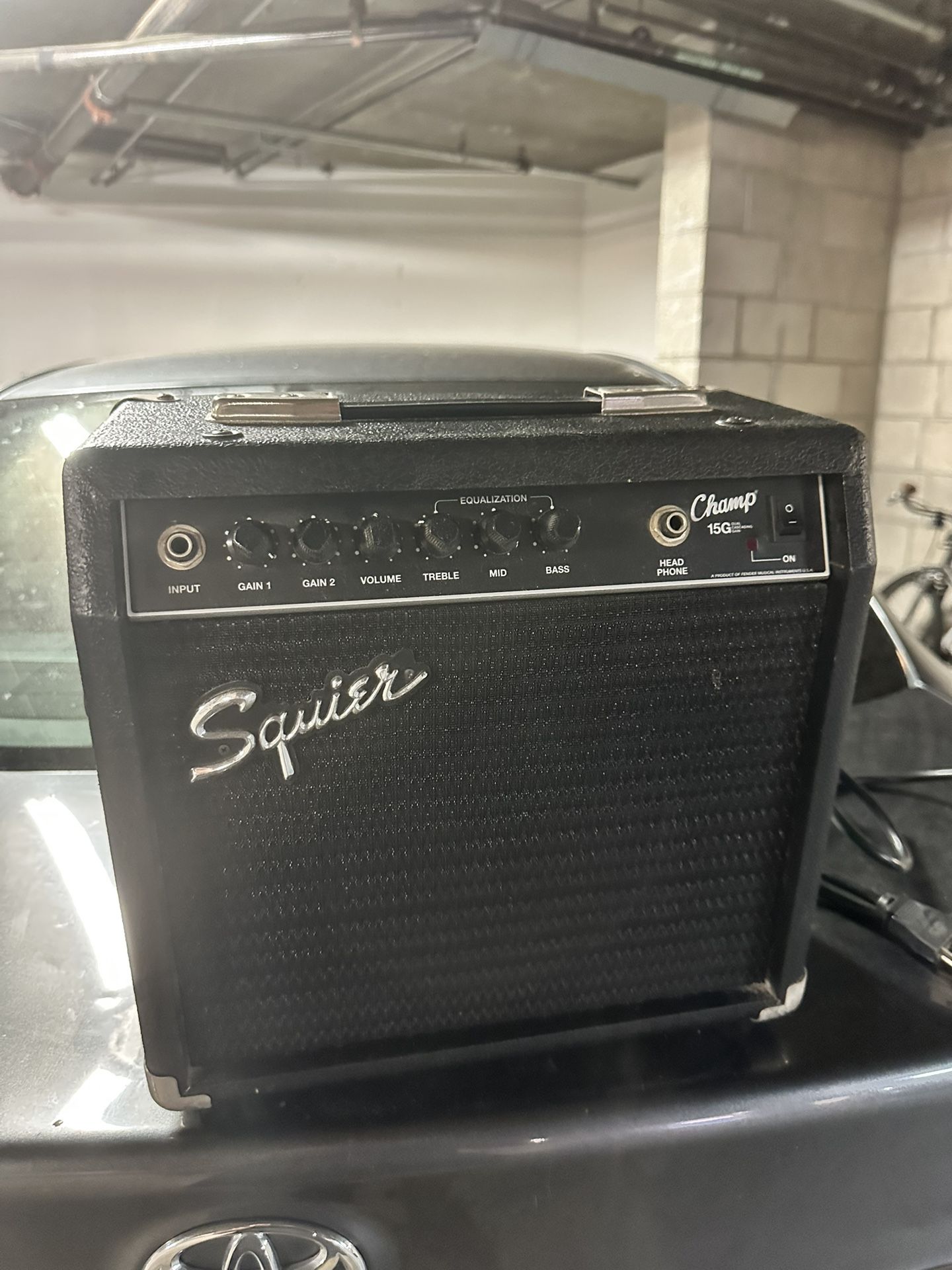 Squier amplifier 15G