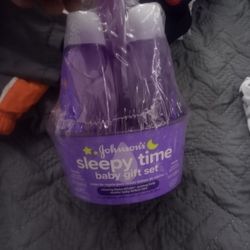 Sleepy Time Baby Gift Set