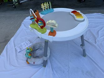 Skip Hop Explore & More Baby's View 3- Stage Activity Center