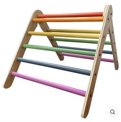 Climbing pyramid