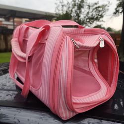 SMALL USED PET CARRIER