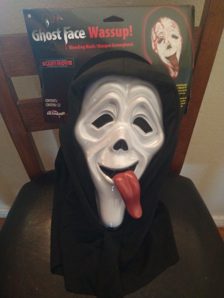 Ghostface Wassup! Collectible Mask With Different Hood And Splattering Effect