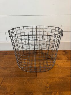 Large Wire Basket with Handles