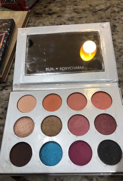 Eyeshadow pallet