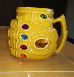 New Disney Marvel Thanos Infinity gauntlet mug