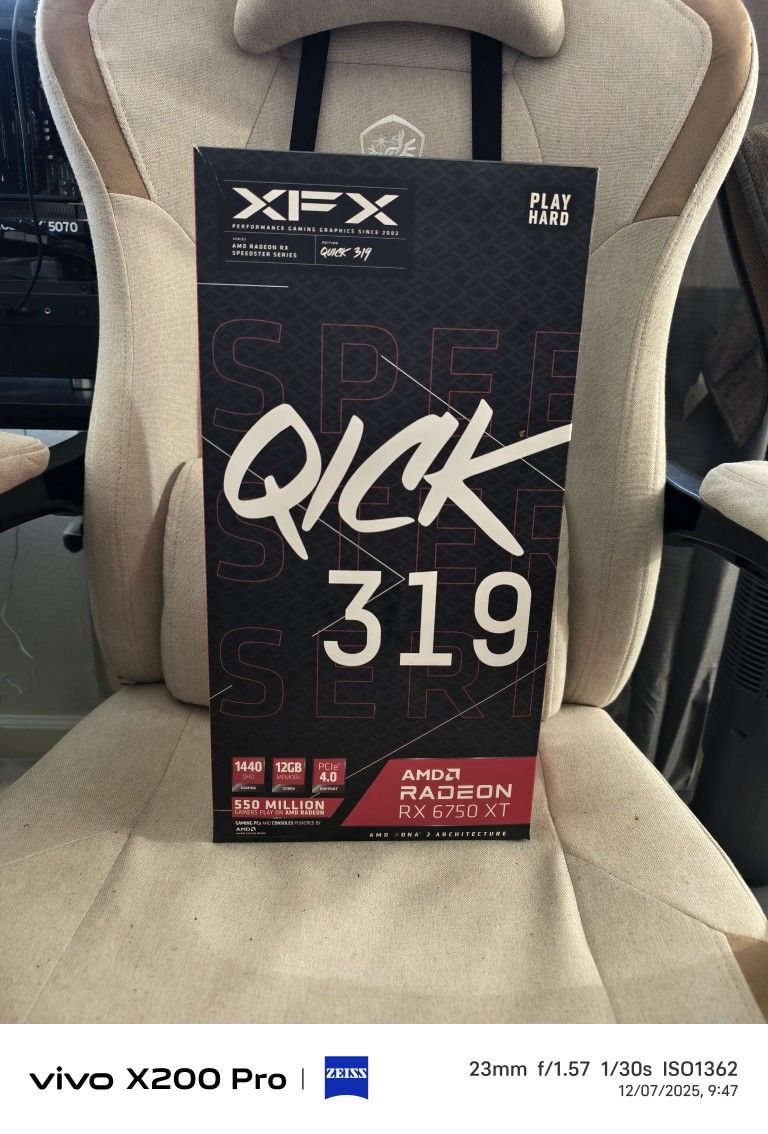 XFX RX 6750XT 12GB