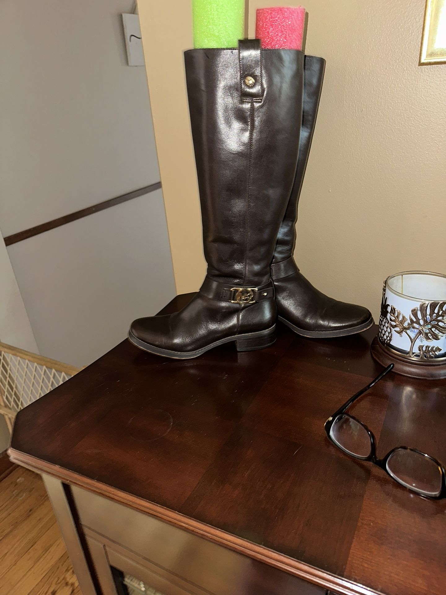 Size 5 Lady brown leather MK Michael Kors Boots