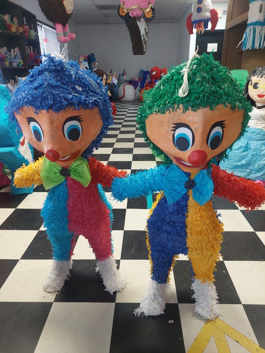Clowns Pinatas 