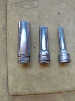 Snap-on deep sockets all three 9/16 3/8 and 1/4 in all for 15 bucks
