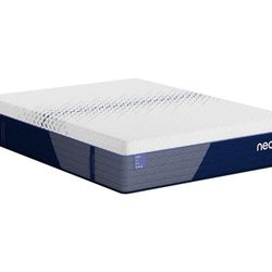 Nectar lux hybrid & Nectar Premier Memory Foam, Queen, only Asking for $300 Retails for $950  delivery available 🚚 773-524-1738 773-524-1756