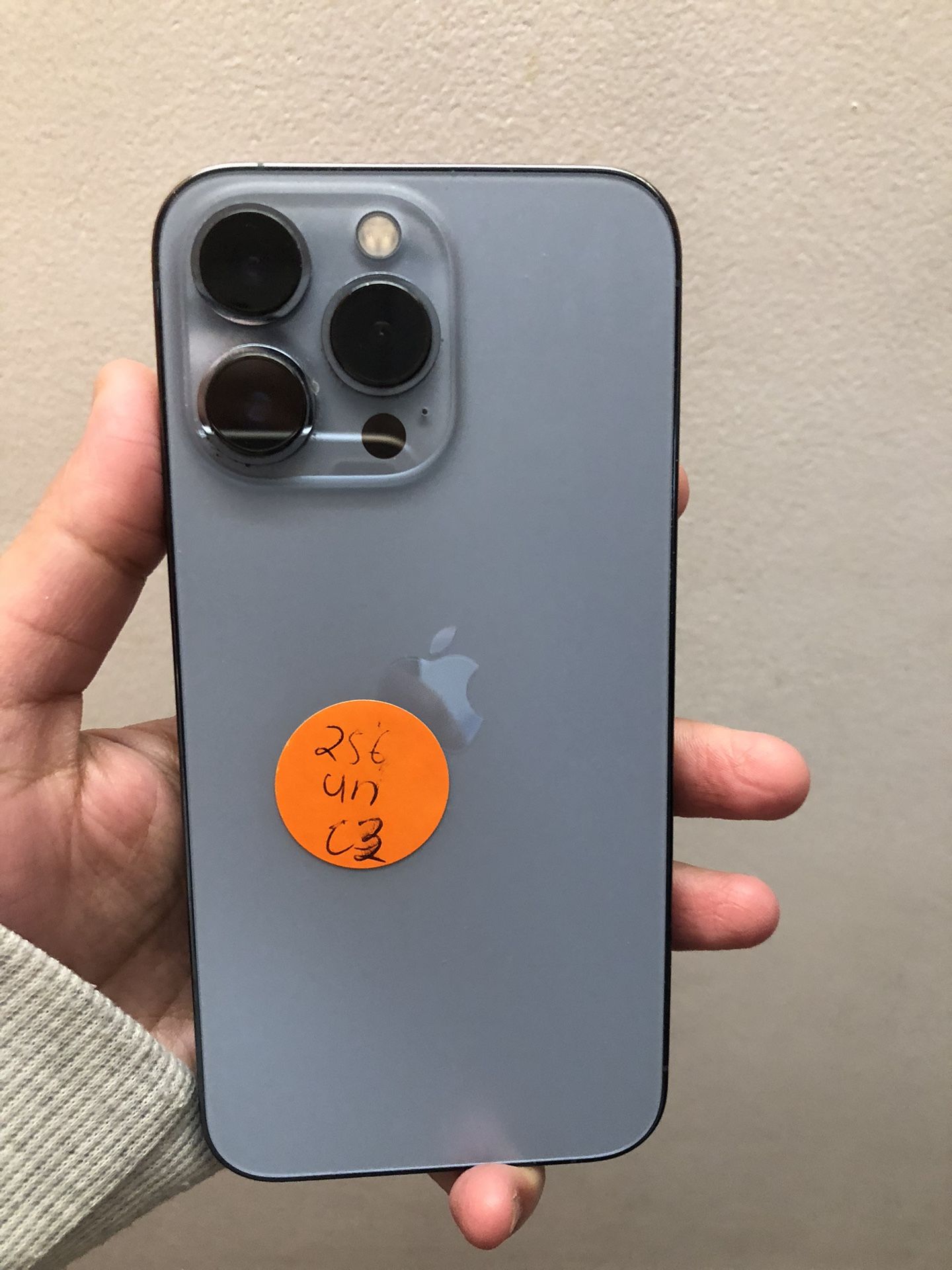 iphone 13 pro 256gb factory unlocked with store warranty and receipt