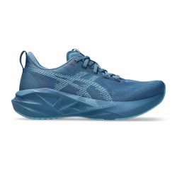 ASICS Novablast size 11.5