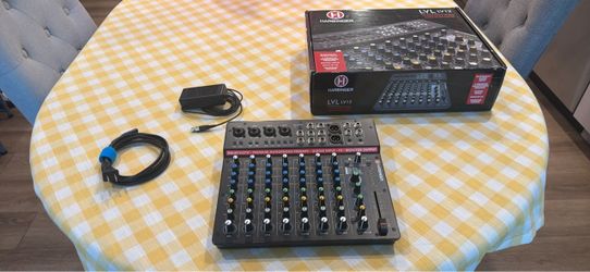 Harbinger LV12 12-Channel Mixer w/ Bluetooth + FX — Like New