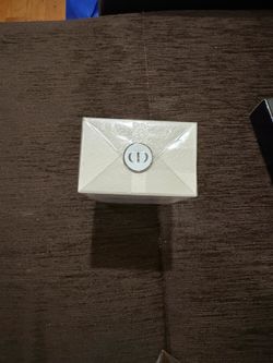 Miss Dior perfume