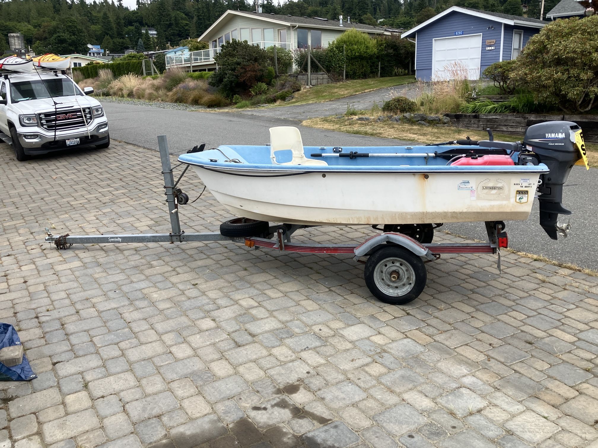 2004 Livingston, 10 foot LV 10
