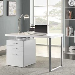 White Desk 