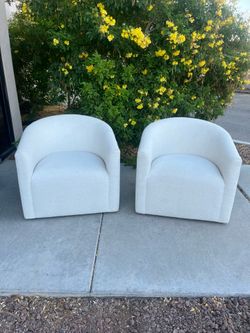✨ Pair of Restoration Hardware Swivel Accent Chairs ✨ ($10 delivery)