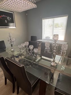 Tres candelabros de cristal y acabado cromado silver