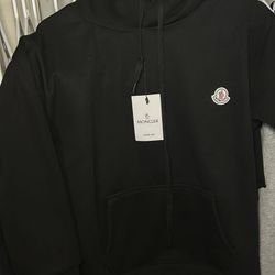 Moncler Hoodie Size S (send Best Offer)