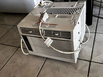 AC UNIT