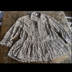 H&M Divided Semi-Sheer Women’s long sleeve 2 Soft Flowy Button Up Tunic Top EUC