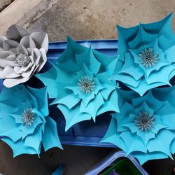 Frozen Theme Flowers