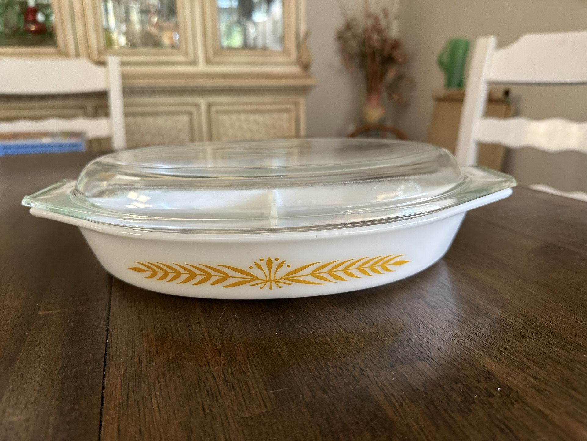 Vintage Pyrex Royal Wheat Divided Serving Dish With Lid 