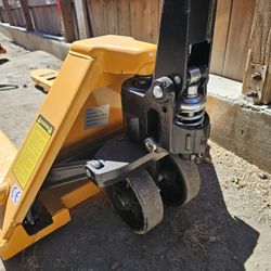 Pallet Jack $180