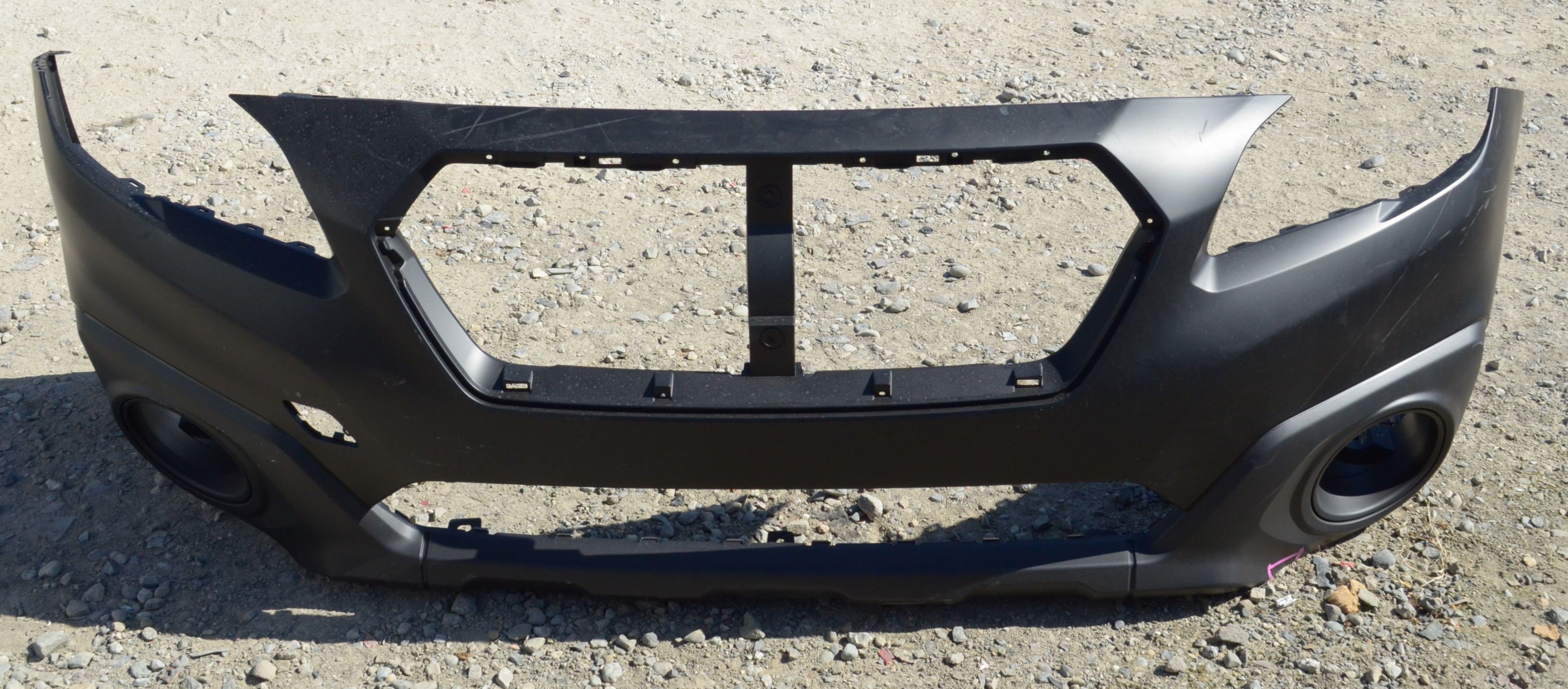 USED REF#U0127 || 2015-2017 SUBARU OUTBACK || FRONT BUMPER COVER ONLY