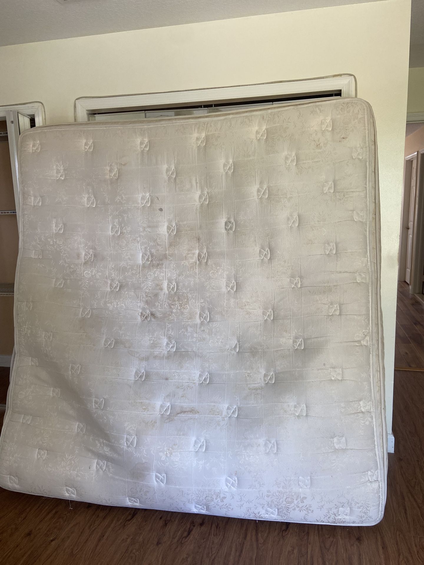 King Size Mattress And Box Spring
